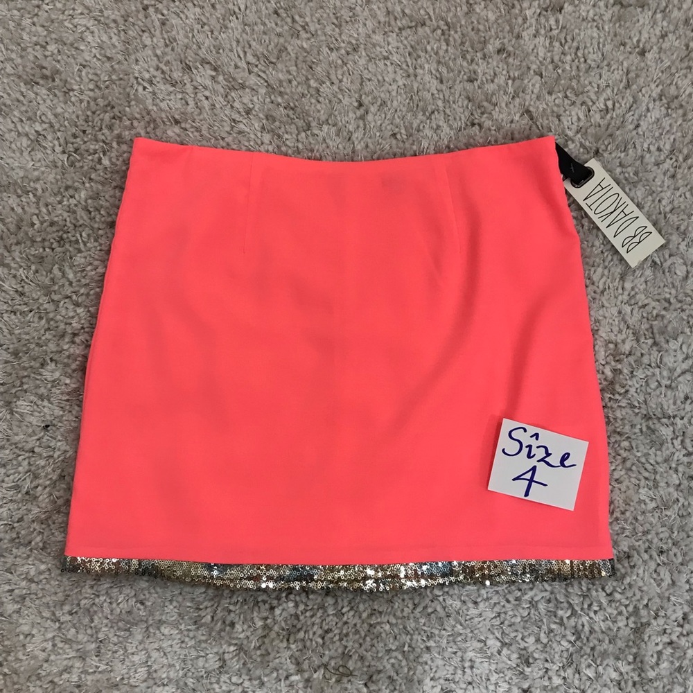 BB DAKOTA neon orange/Sequin trim skirt Size 4